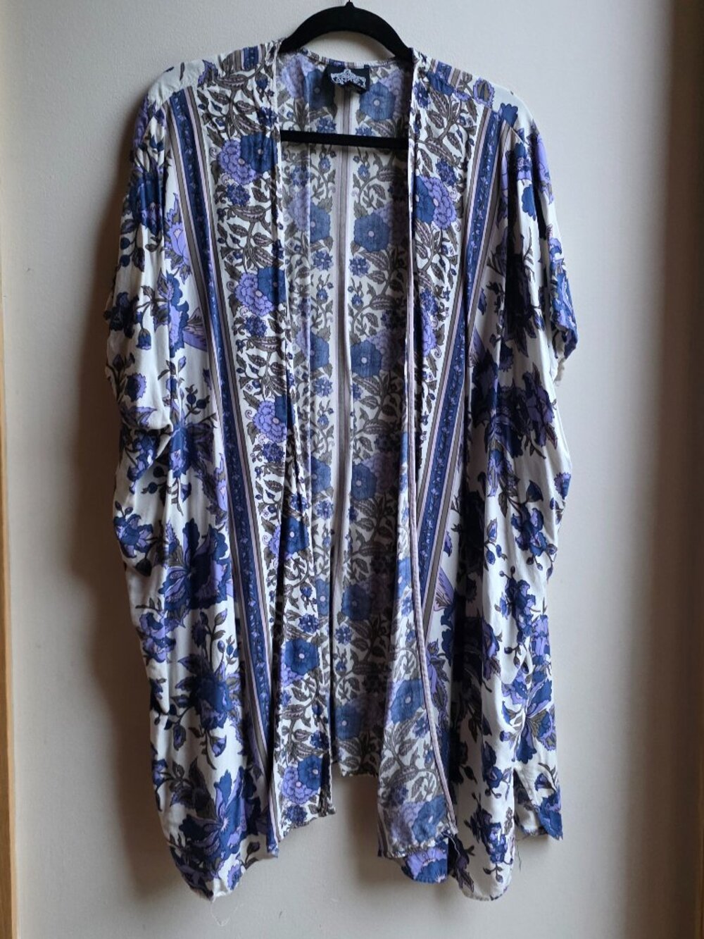 Angie Blue Floral Open Front Kimono Cardigan Size Medium